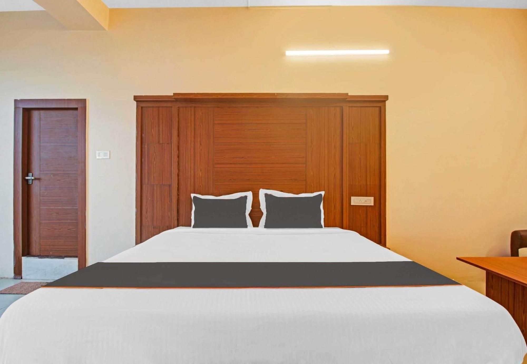 Super Collection O Hotel Aqua Villa Near Netaji Subhash Chandra Bose International Airport Gauripur  Exterior foto